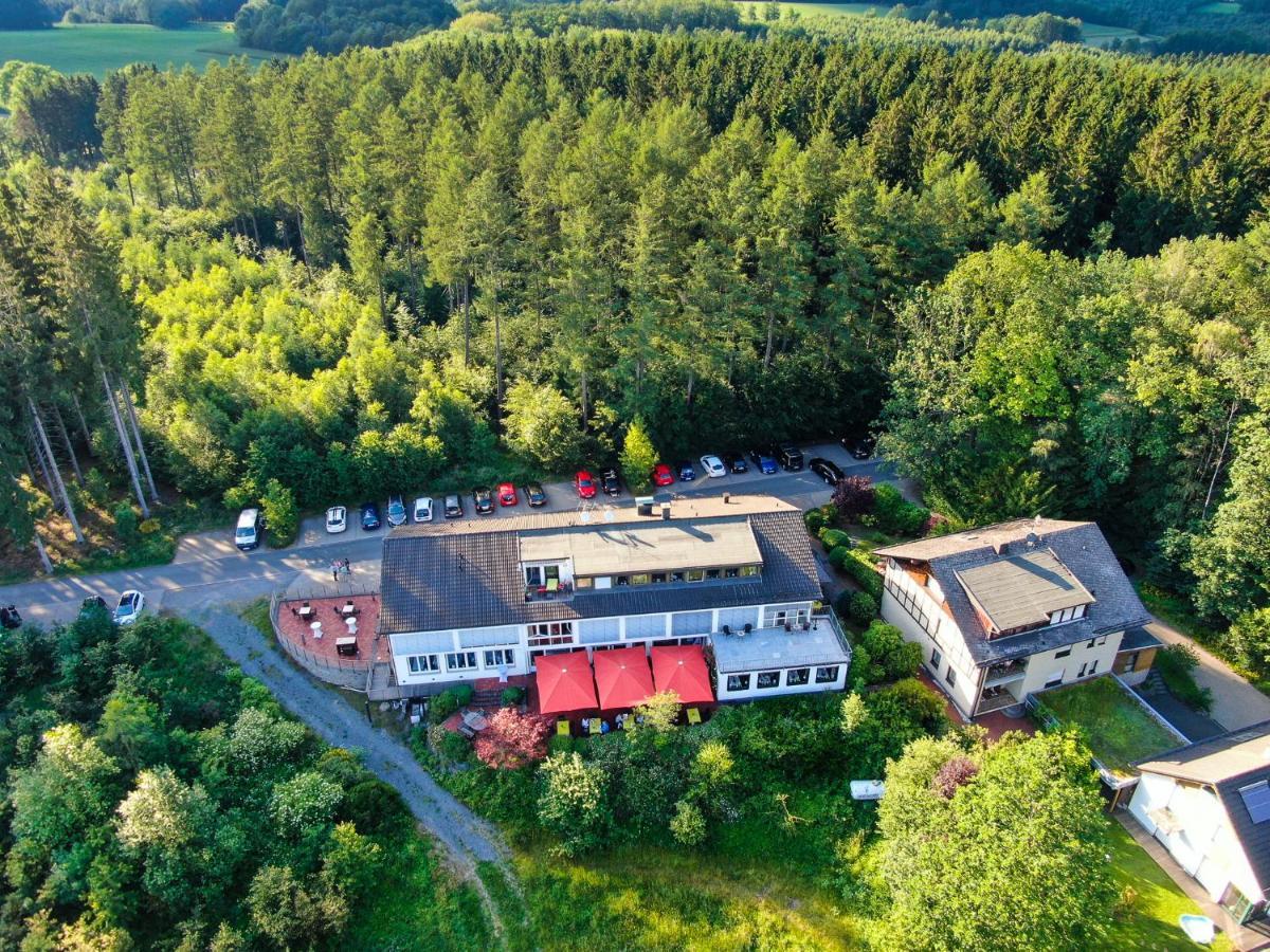 Hotel Landhaus Berghof Wenden  Екстериор снимка