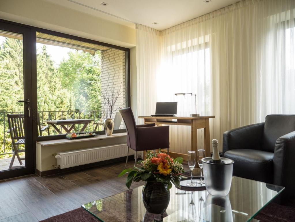 Hotel Landhaus Berghof Wenden  Екстериор снимка